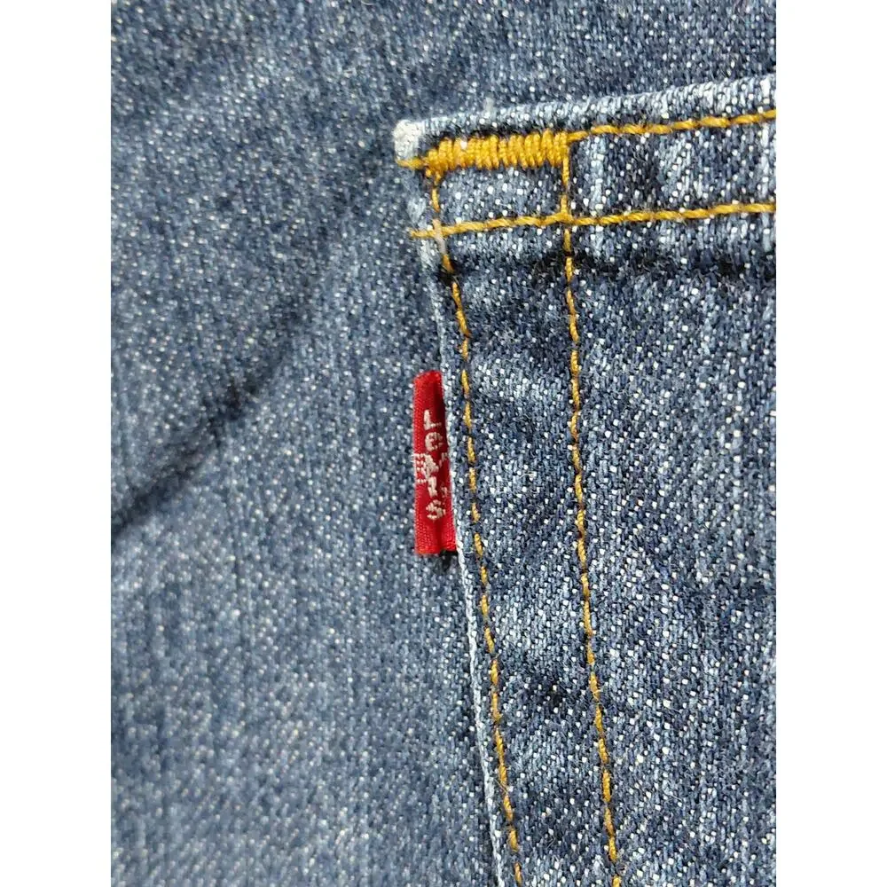 Levi's 550 Relaxed Fit Blue Denim Medium Wash Shorts Men Size 42